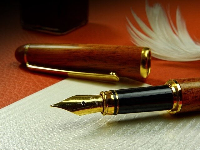 Trauzeugen Aufgaben - ein eleganter Füller für die Unterzeichnung