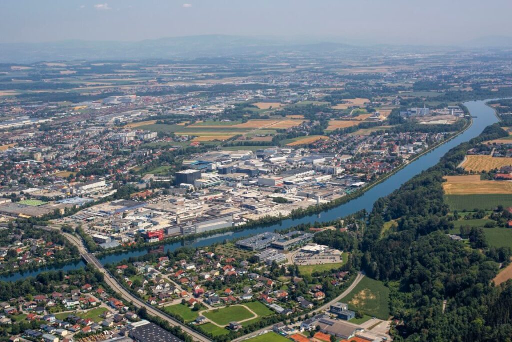Luftaufnahme der Stadt Wels in Oberösterreich