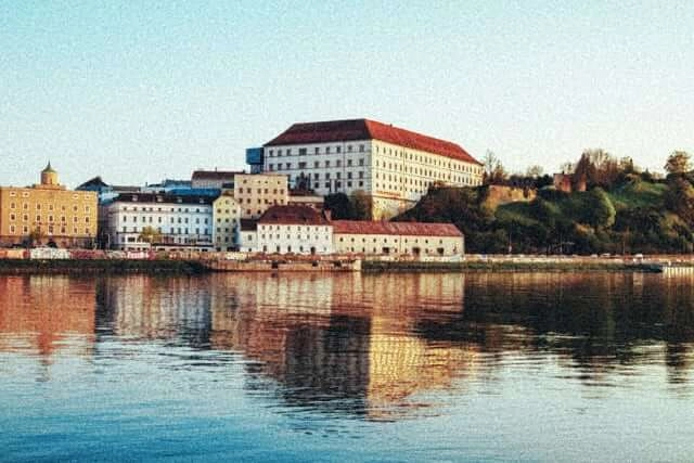 Trauerredner - Blick auf die Donau in Oberösterreich